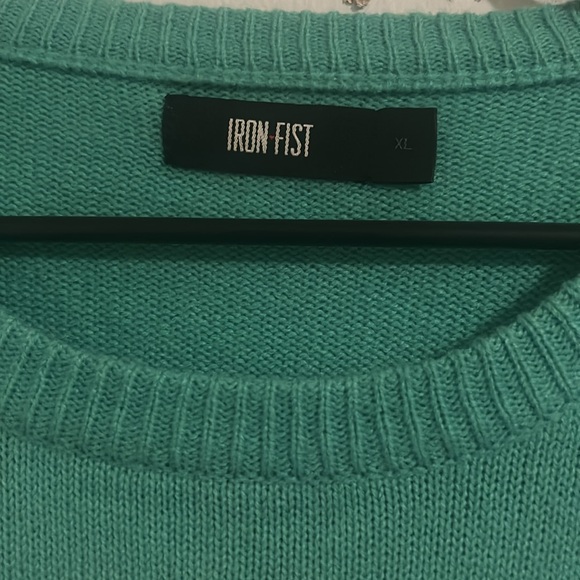 Iron fist xl sweater - Picture 2 of 3